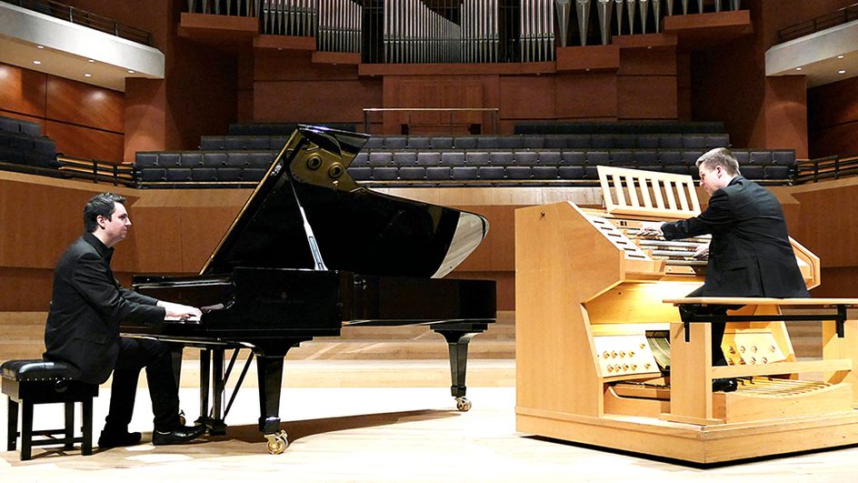 The-Bridgewater-Hall-Manchester-Middays-19-20-Scott-Brothers-Duo