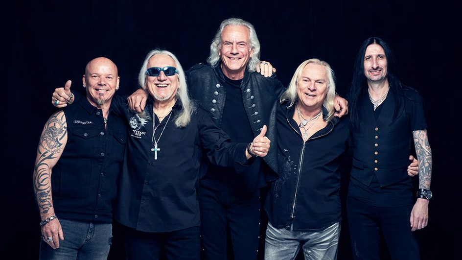 Uriah Heep full band shot