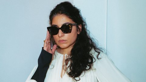 Arooj Aftab in sunglasses