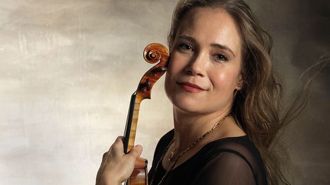 Leila Josefowicz with violin