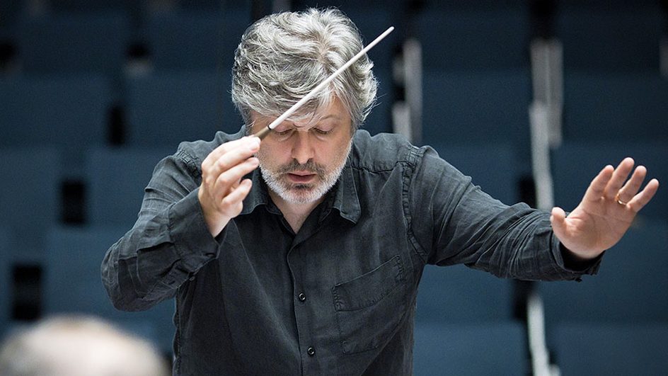 James Macmillan conducting